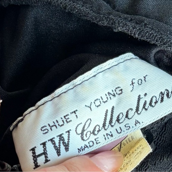 Elegant Black Sequin Dress - Picture 5 of 6